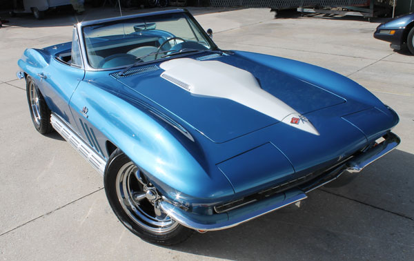 1965-Corvette-big-block