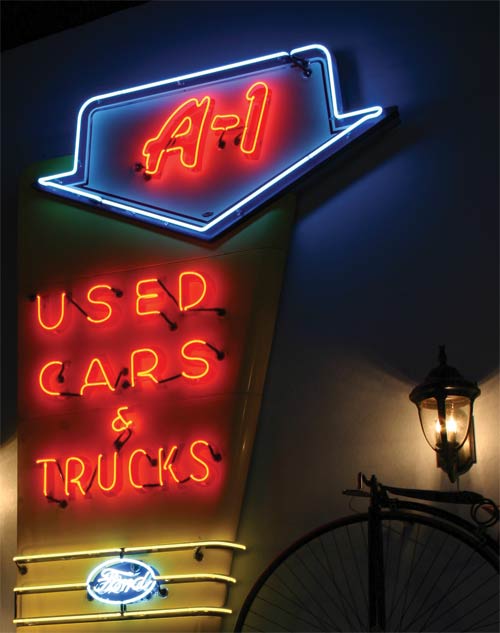 1930s-neon